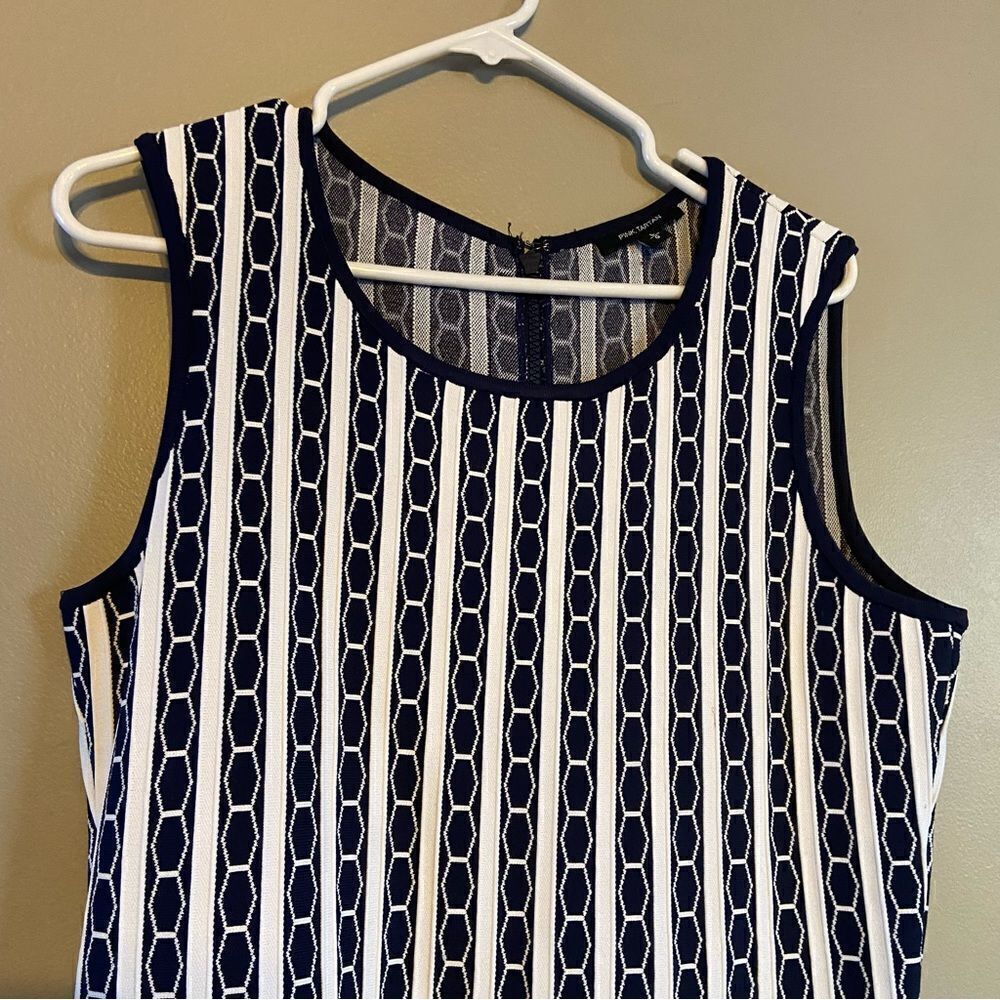 Pink Tartan A Line dress size large - Picture 8 of 8